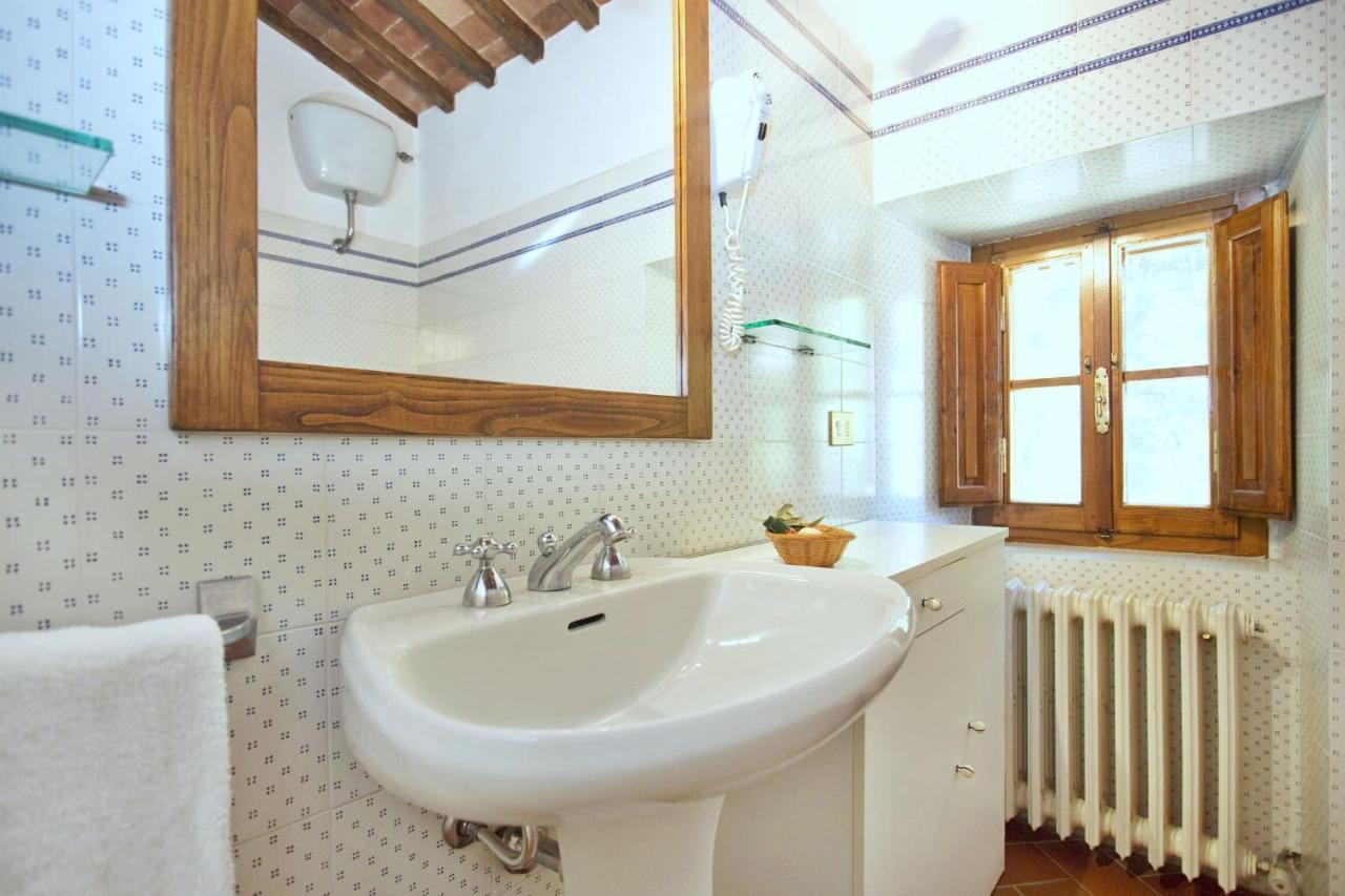 Pozza Di Volpaia By Salogi Villas Radda in Chianti Eksteriør bilde